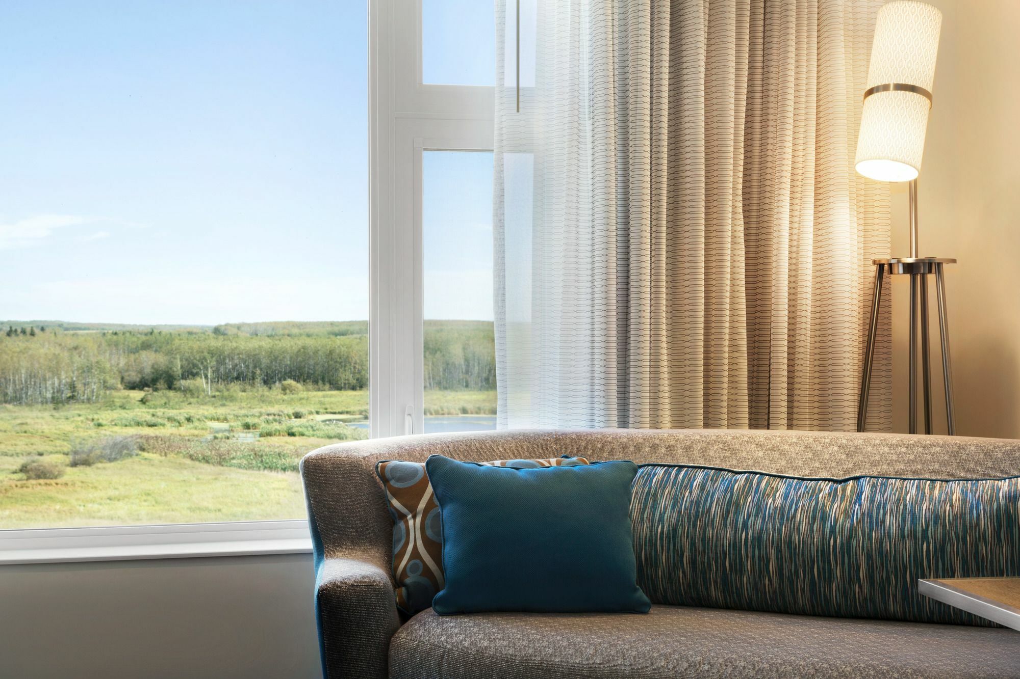 Hotel Dene & Conference Centre Cold Lake Экстерьер фото